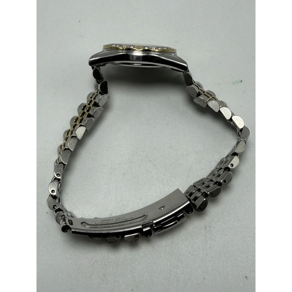 Scratched Seiko V117-0AN0 Working Ladies Solar MOP Watch 25MM 7